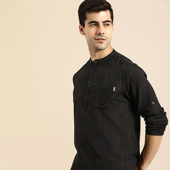 https://www.soulstylez.com/products/men-black-woven-design-kurta
