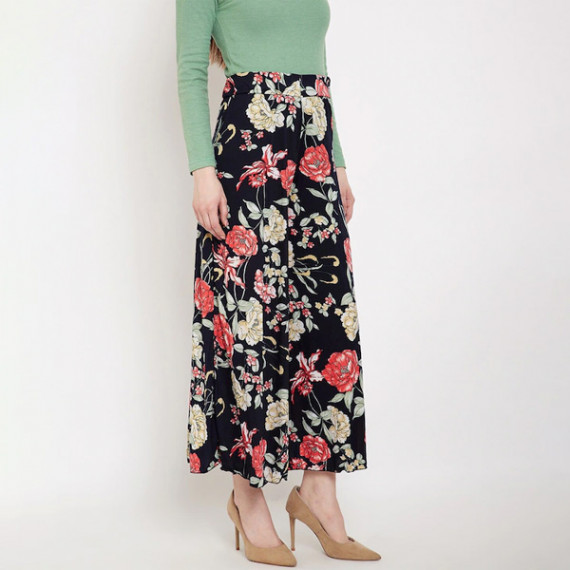https://www.soulstylez.com/products/women-black-red-floral-printed-flared-palazzos