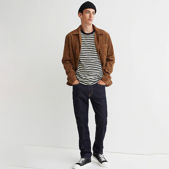 https://www.soulstylez.com/products/men-navy-blue-solid-regular-jeans
