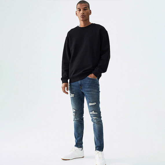 https://www.soulstylez.com/products/men-blue-mildly-distressed-jeans