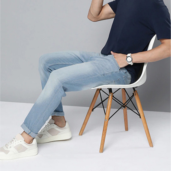 https://www.soulstylez.com/products/men-blue-slim-tapered-fit-light-fade-stretchable-jeans