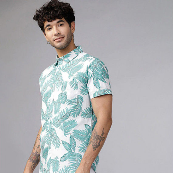 https://www.soulstylez.com/products/men-green-white-slim-fit-printed-casual-shirt