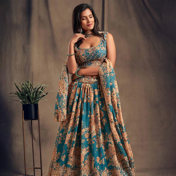 https://www.soulstylez.com/products/blue-beige-printed-semi-stitched-lehenga-unstitched-blouse-with-dupatta