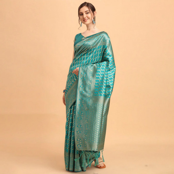 https://www.soulstylez.com/products/green-gold-toned-silk-blend-fusion-leheriya-saree